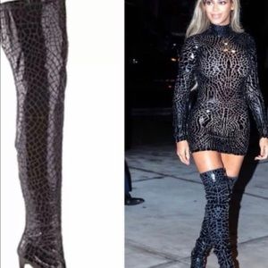 $269 BEBE Black Faux Croc BRINLEY Thigh High zip boots size 7